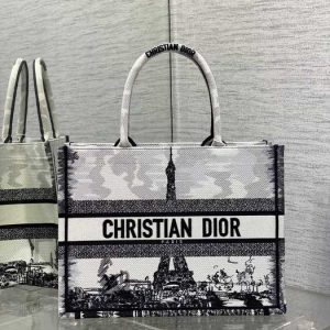 Dior-Tote-bag-with-elegant-design-Grey-01A