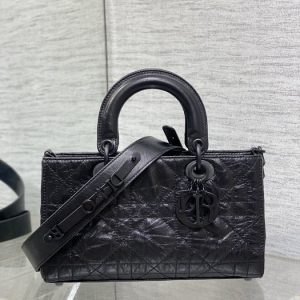 Dior-Tote-bag-with-elegant-features-Black-01A-6