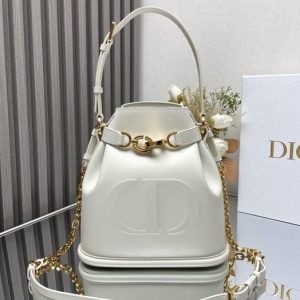 Dior-Tote-bag-with-elegant-features-White-01A