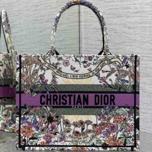 Dior-Tote-bag-with-floral-design-Beige-01A-2