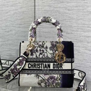Dior-Tote-bag-with-floral-design-traits-White-01A