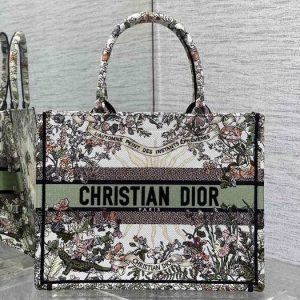 Dior-Tote-bag-with-floral-detailing-Green-01A