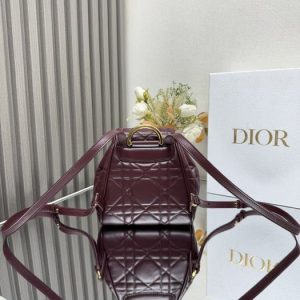 Dior-Tote-bag-with-quilted-design-Burgundy-01A