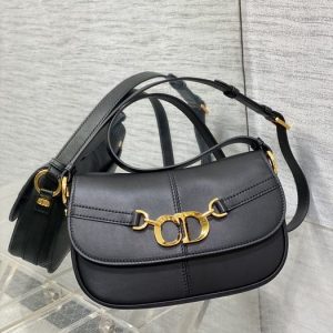 Dior-Tote-bag-with-shoulder-strap-features-Black-01A