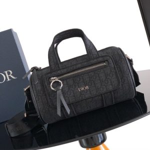 Dior-Tote-bag-with-structured-design-Black-01A