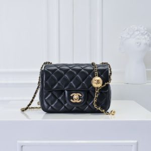 chanel_tiny_bag
