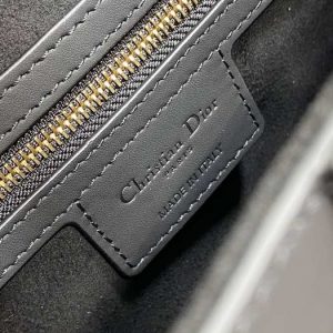 Dior-Tote-bag-with-stylish-design-Black-01A