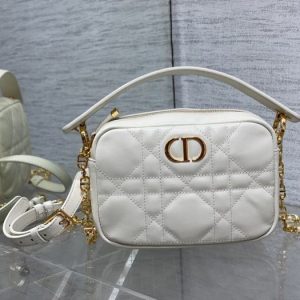 Dior-Tote-bag-with-stylish-design-traits-White-01A