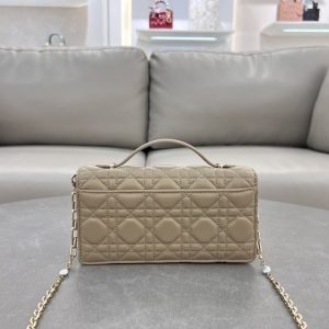 Dior-Tote-bag-with-stylish-features-Beige-01A-10