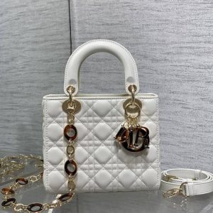Dior-Tote-bag-with-stylish-features-White-01A-4