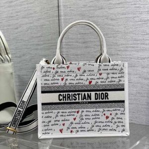 Dior-Tote-bag-with-stylish-handle-White-01A