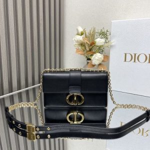 Dior-Tote-bag-with-stylish-traits-Black-01A-9