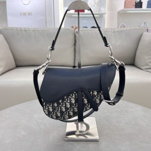 Dior-Tote-bag-with-stylish-traits-Navy-01A-7