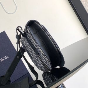 Dior-Tote-style-04-Black-01A-2