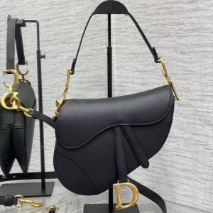 Dior-Tote-style-07-Black-01A