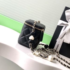 chanel_wallet_chain_bag
