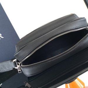 Dior-Tote-style-105-Grey-01A