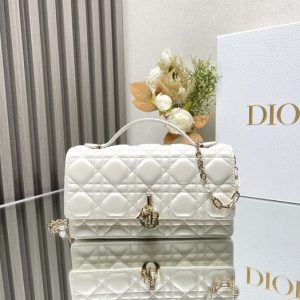 Dior-Tote-style-105-White-01A-2