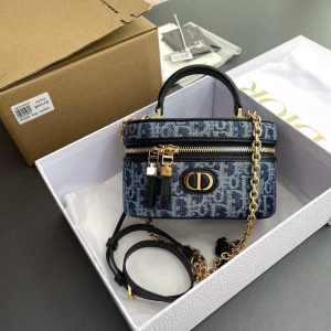 Dior-Tote-style-111-Blue-01A-2