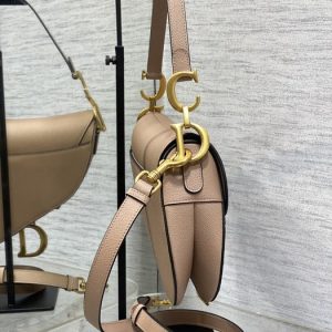 Dior-Tote-style-120-Beige-01A