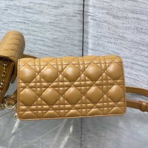 Dior-Tote-style-25-Tan-01A