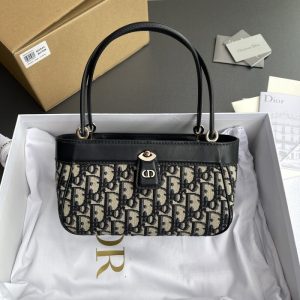 Dior-Tote-style-33-Black-01A