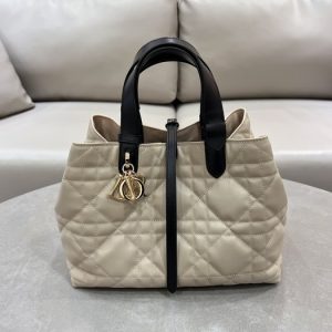 Dior-Tote-style-47-Beige-01A