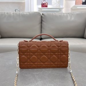 Dior-Tote-style-52-Brown-01A