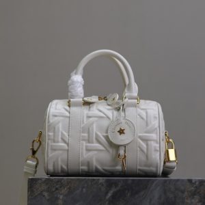 Dior-Tote-style-52-White-01A