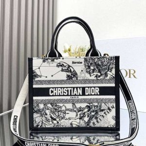 Dior-Tote-style-65-Black-01A-4