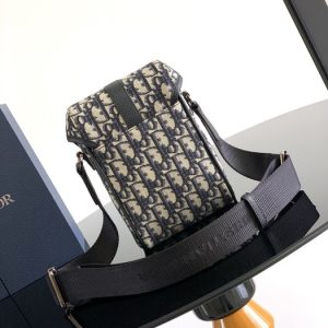 Dior-Tote-style-73-Beige-01A