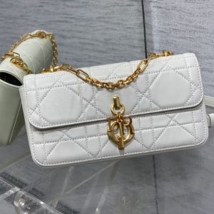 Dior-Tote-style-81-White-01A