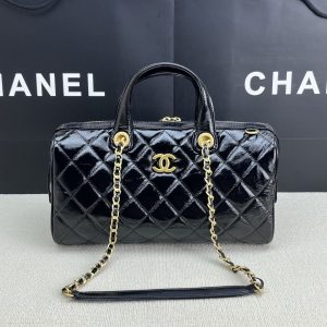 medium_chanel_bag