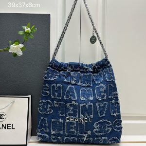 medium_flap_chanel_bag