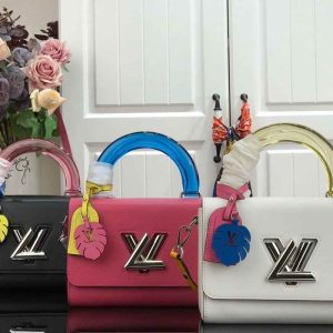 tiffany_blue_chanel_bag