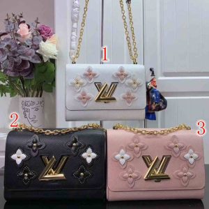 turquoise_chanel_bag