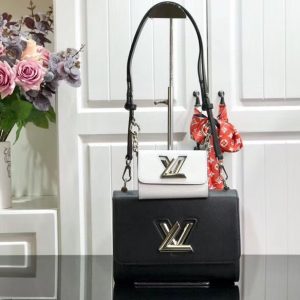 vintage_chanel_bags_1980s