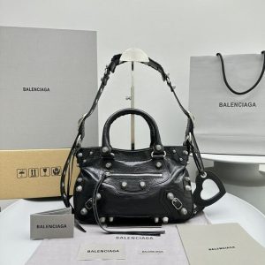 Balenciaga-bags-yupoo-Balenciaga--crossbody-bag-0F5E