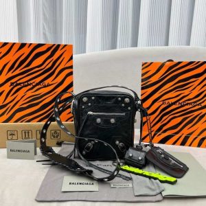 Balenciaga-bags-yupoo-Balenciaga-Neo-Cagole-bag-DBE7