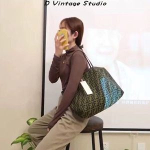 Fendi-8920-color-52A