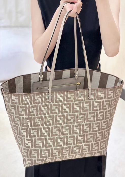 Fendi-Tote-style-29-Blue-01A