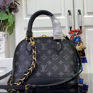 Black yupoo Top quality