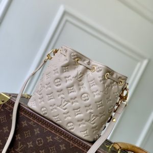 Beige yupoo Top quality