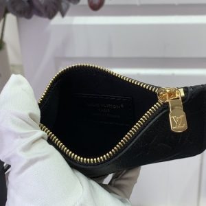 Black yupoo Top quality