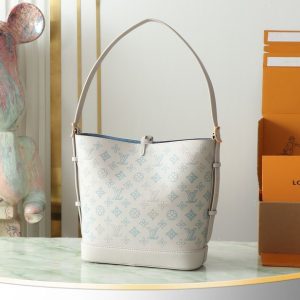 Grey yupoo Top quality