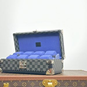 Grey yupoo Top quality