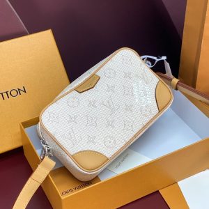 Beige yupoo Top quality