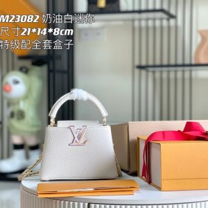 Beige yupoo Top quality