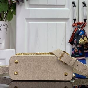 Beige yupoo Top quality