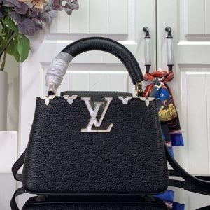 Black yupoo Top quality